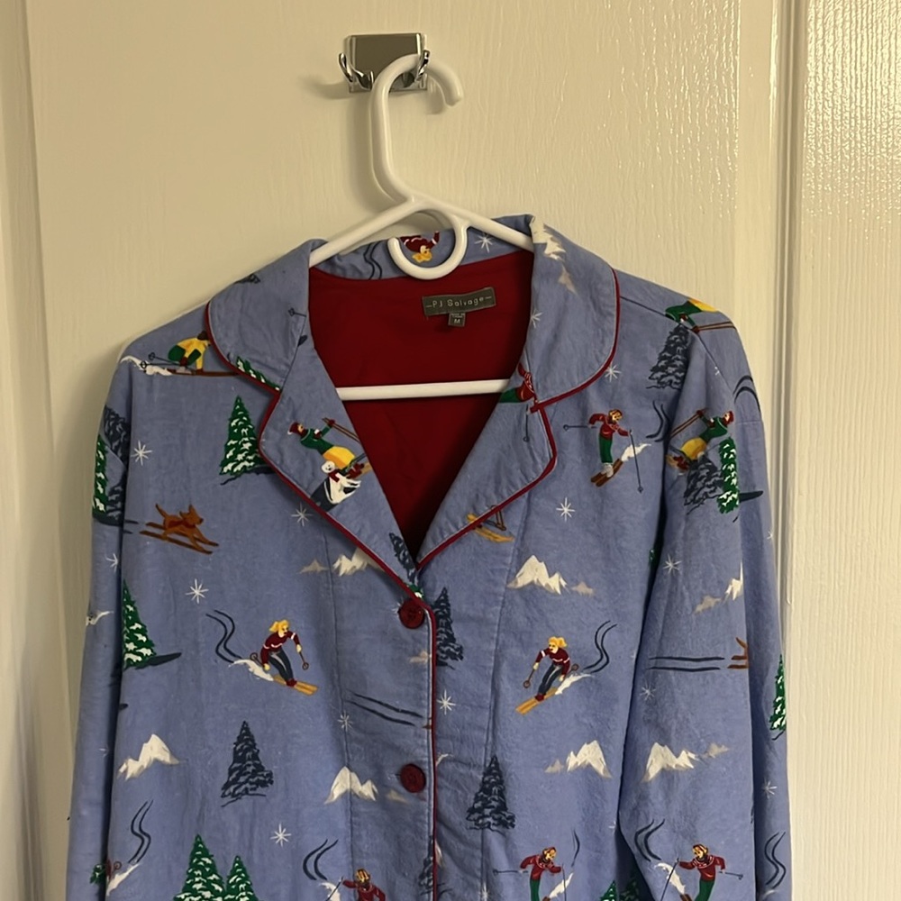 NWOT PJ Salvage Size M Women’s 100% Flannel “Ski Print” PJ Set *Price Firm*